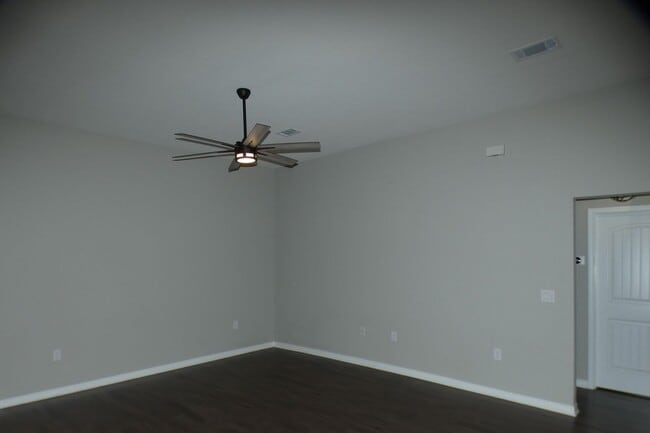 Building Photo - 3-Bedroom Home - The Woodlands