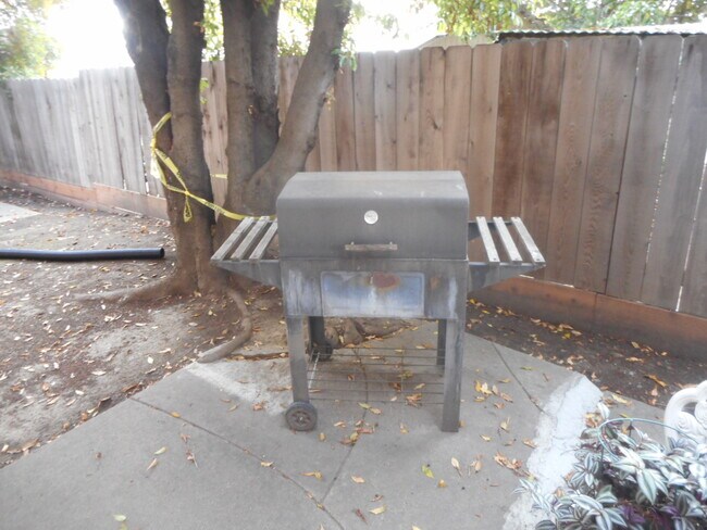 Building Photo - 1743 162nd Ave