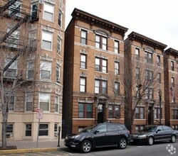 Building Photo - 308 60th St