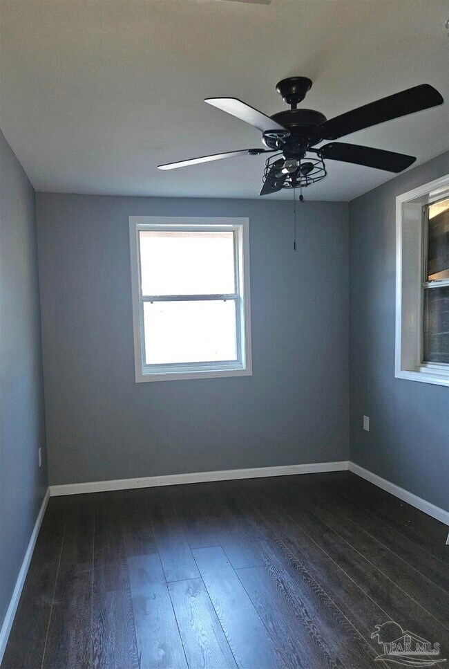 Foto del edificio - 3418 Luke St