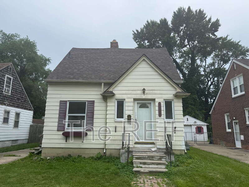 Primary Photo - 20040 Washtenaw St