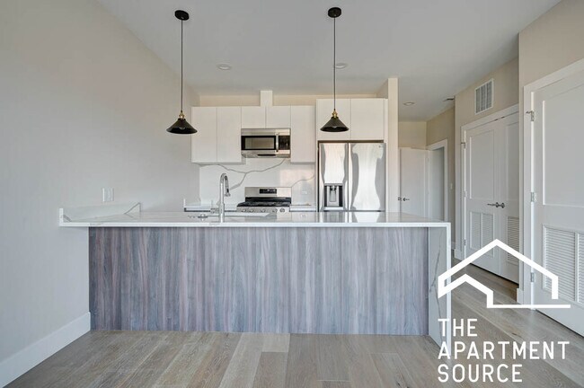 Foto del edificio - 2342 W Adams St
