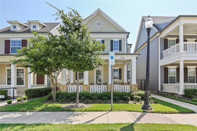Building Photo - 768 S Coppell Rd