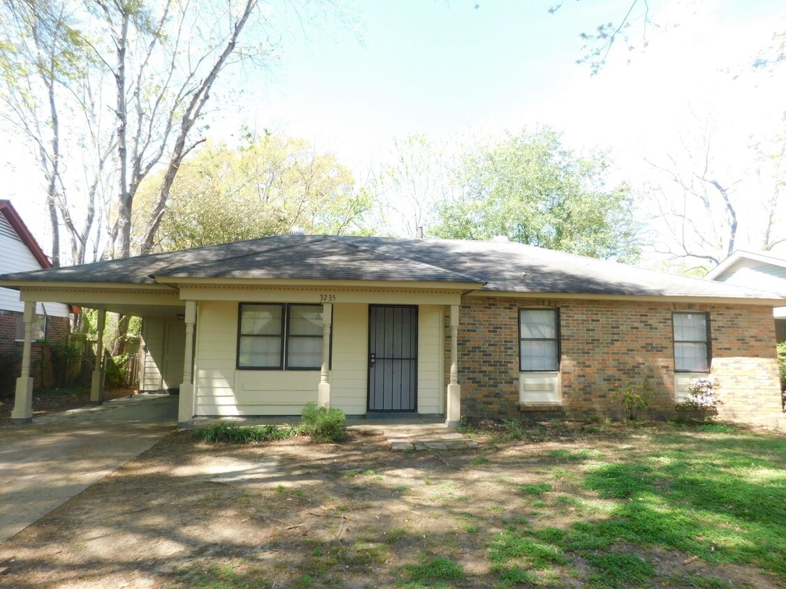 Primary Photo - 3235 Harvester Lane