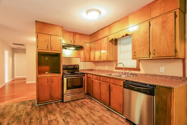 Foto del edificio - 8965 Cotton Rd