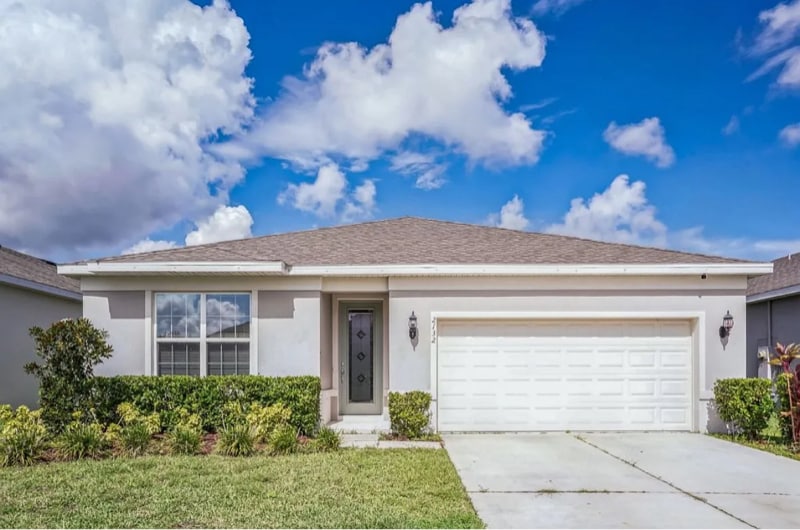 Foto principal - 2132 Live Oak Lake Rd