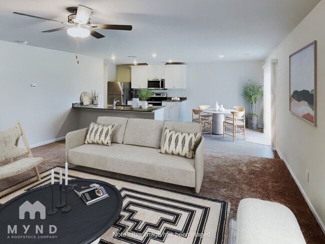 Building Photo - 94 Taverners Ln