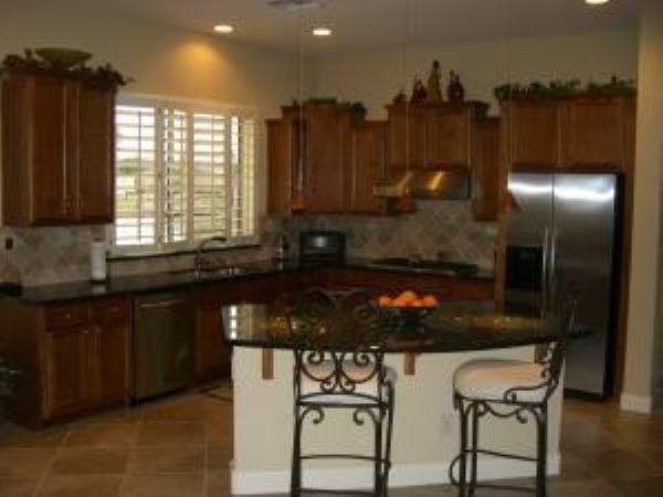 Kitchen - 4583 S Wildflower Plz