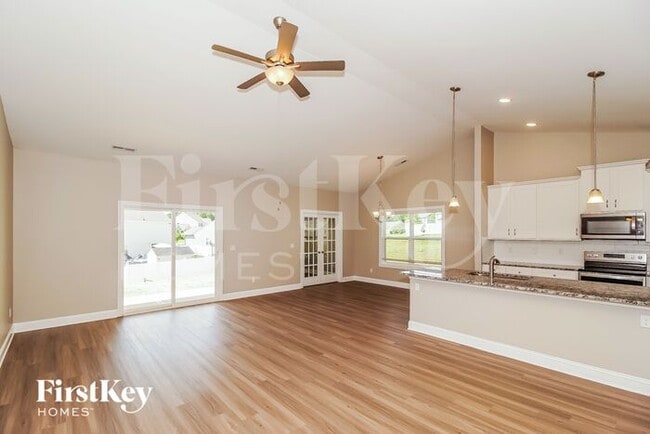 Building Photo - 105 Tanner Lp