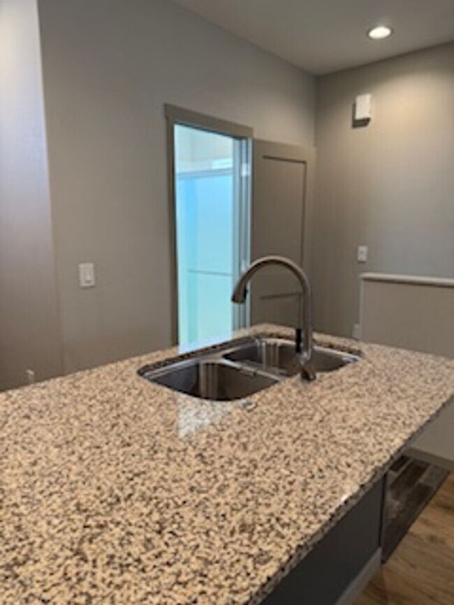 Foto del edificio - Midtown Cutie