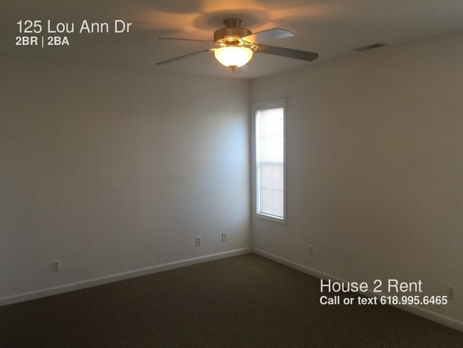 Foto del edificio - 125 Lou Ann Dr