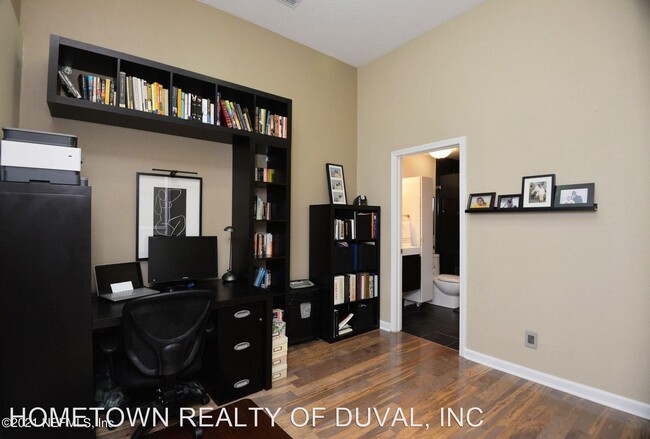 Building Photo - 3 br, 2.5 bath House - 11300 Campfield Circle