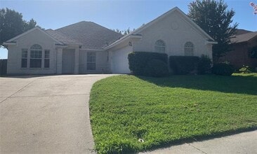 Building Photo - 4454 Malvern Hill Rd