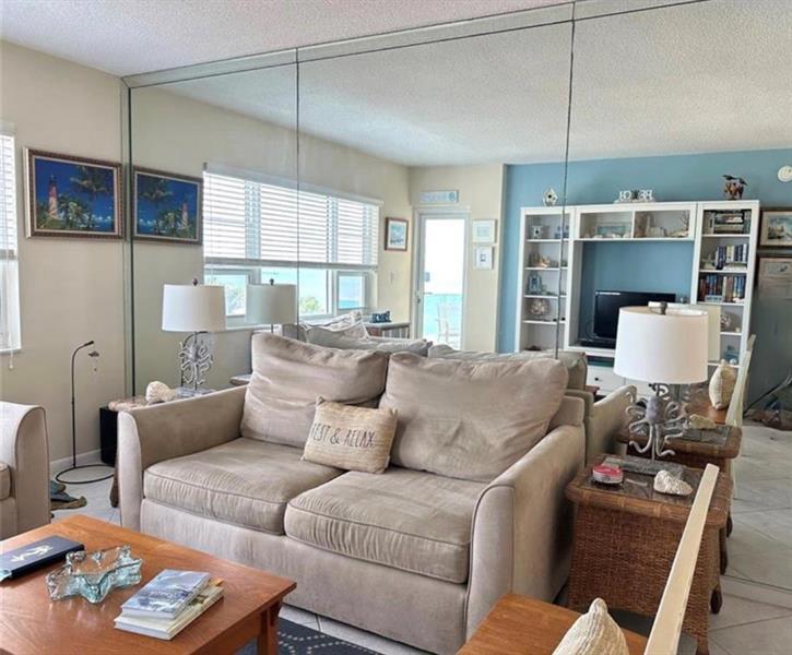 Foto principal - 6000 N Ocean Blvd