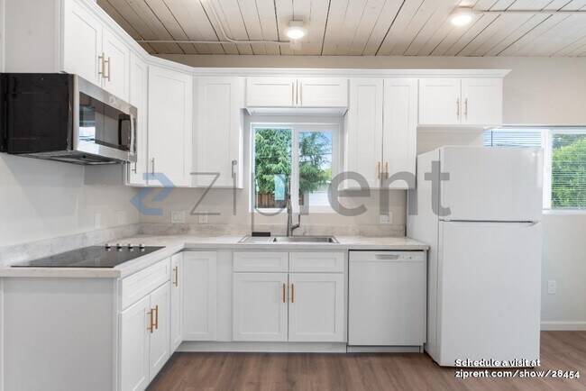 Building Photo - 4201 Ruthelma Ave