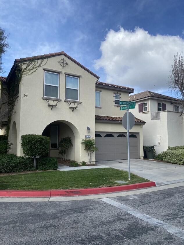 Primary Photo - 31595 Mendocino Ct