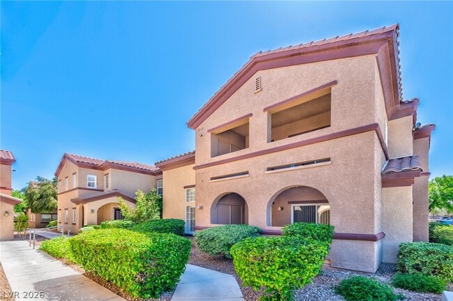 Foto del edificio - 7660 W Eldorado Ln