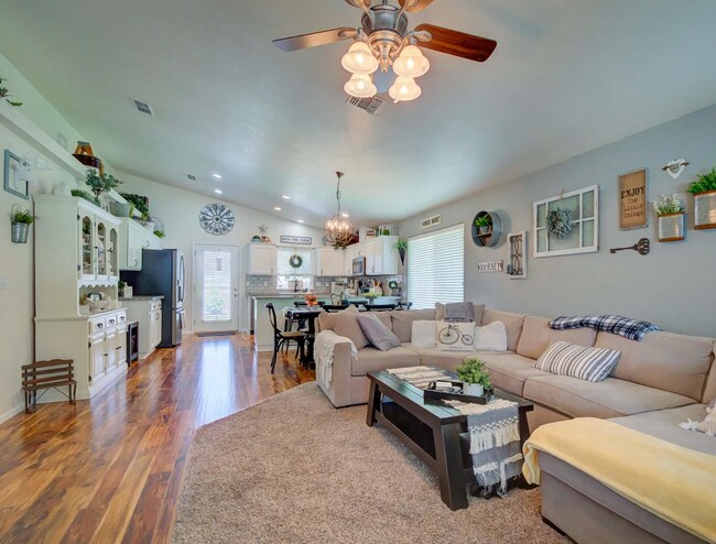 Entry - 1460 Barney Fife Blvd