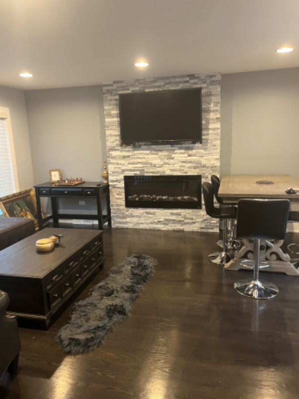 Foto principal - 7624 W Devon Ave