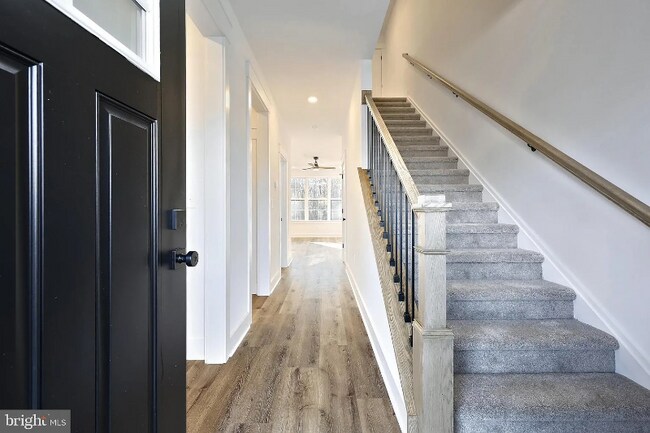 Foto del edificio - 1022 Trinity Rd