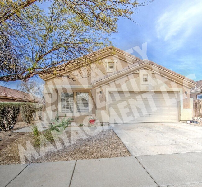 Building Photo - 17526 W Coyote Trail Dr