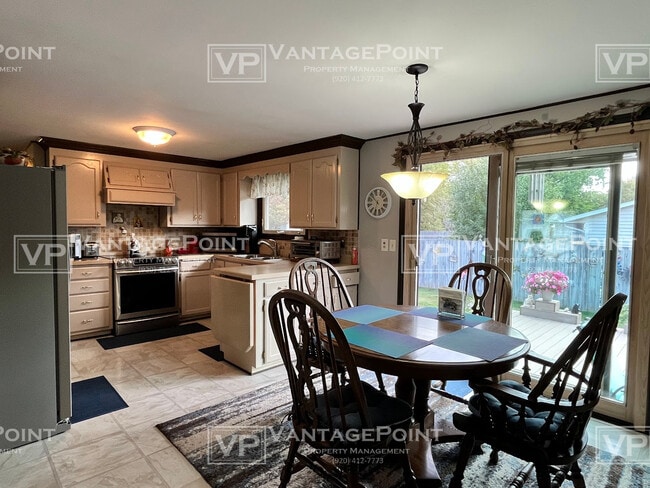 Building Photo - 2333 Canter Ln