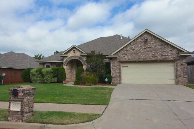 Building Photo - Home in Gated Community also In Deer Creek...