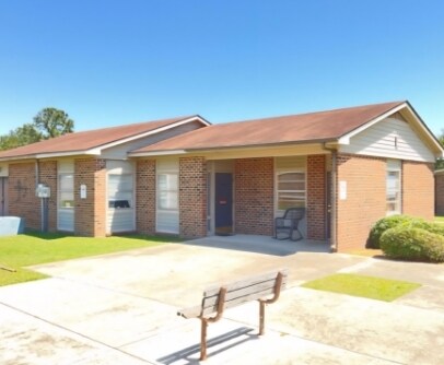 Foto del edificio - 1401 Newton Dr