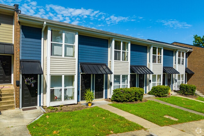 Building Photo - Gateway Apartments