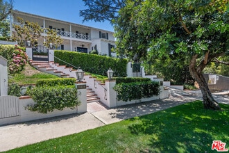 Building Photo - 10428 Wyton Dr