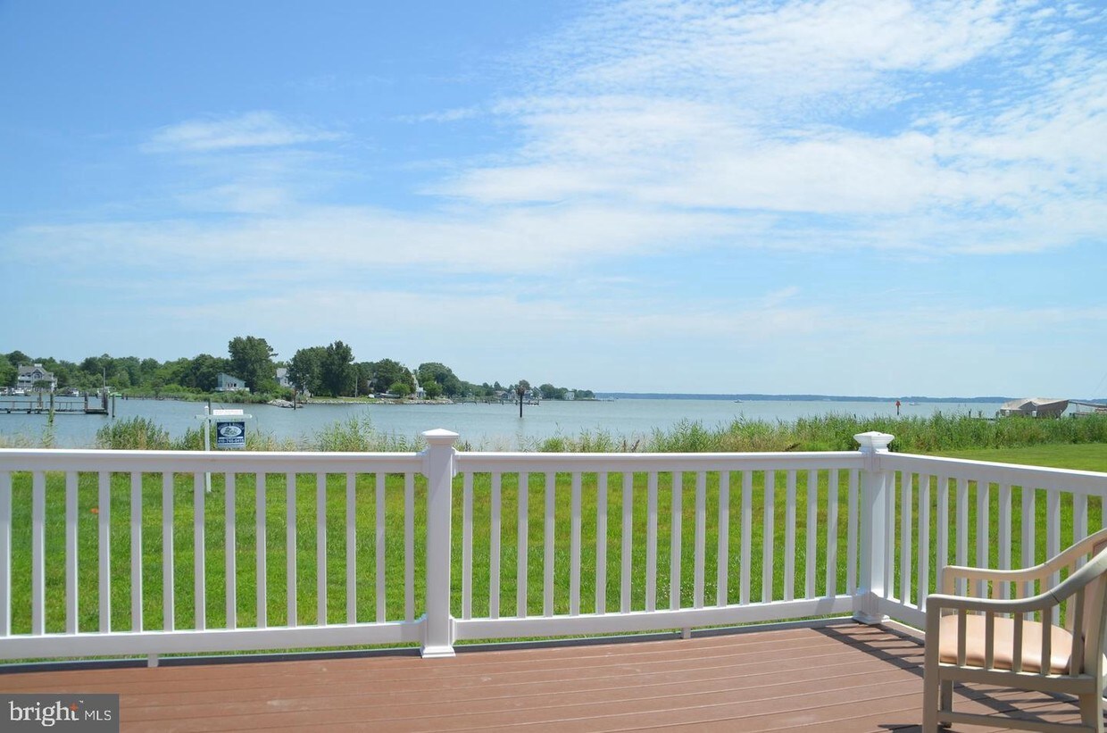 Foto principal - 23432 Wharf Rd