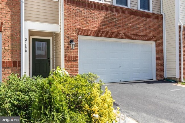 Building Photo - 24690 Capecastle Terrace
