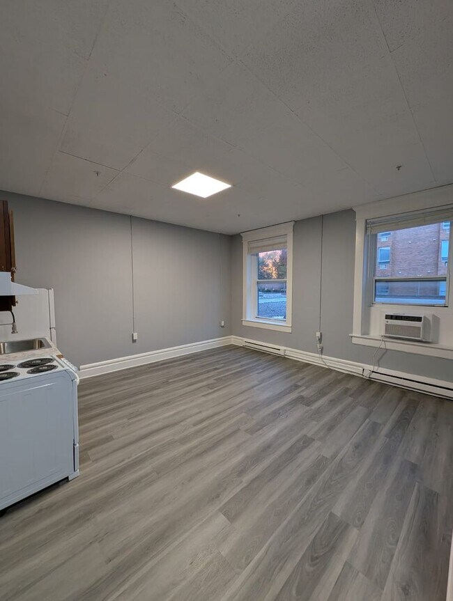 Interior Photo - Franklin Park Apartments