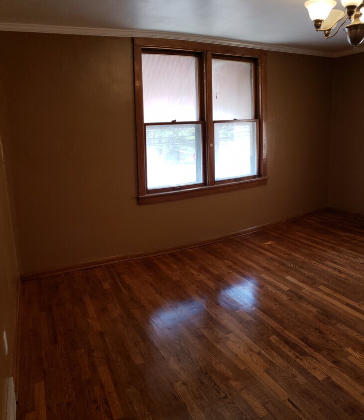 151 E Main St Unit 1 Irwin St Apt A, Salem, WV 26426 Apartments in