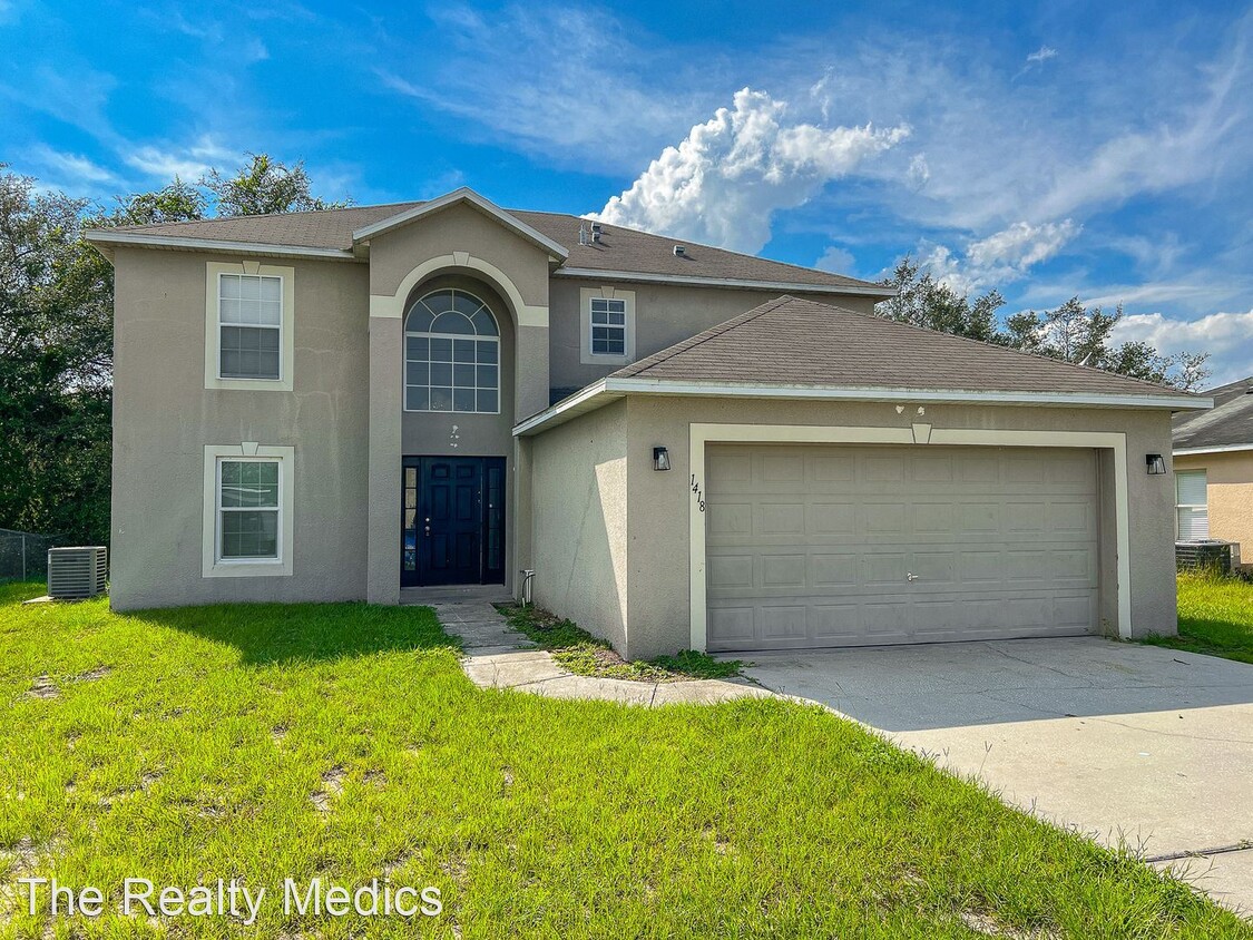 Primary Photo - 4 br, 2 bath House - 1418 Sarasota Drive