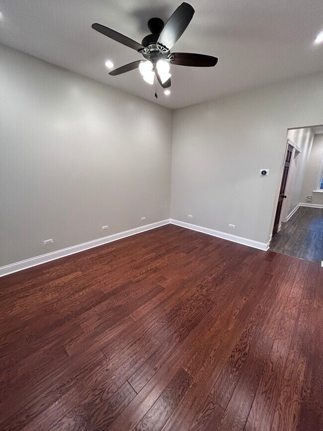 Foto del edificio - 2336 W Thomas St