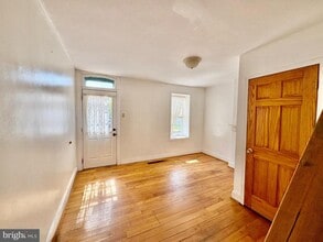 Building Photo - 53 E Wood St