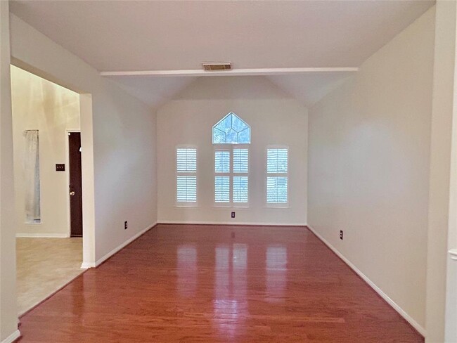 Foto del edificio - 2519 Silver Meadow Dr