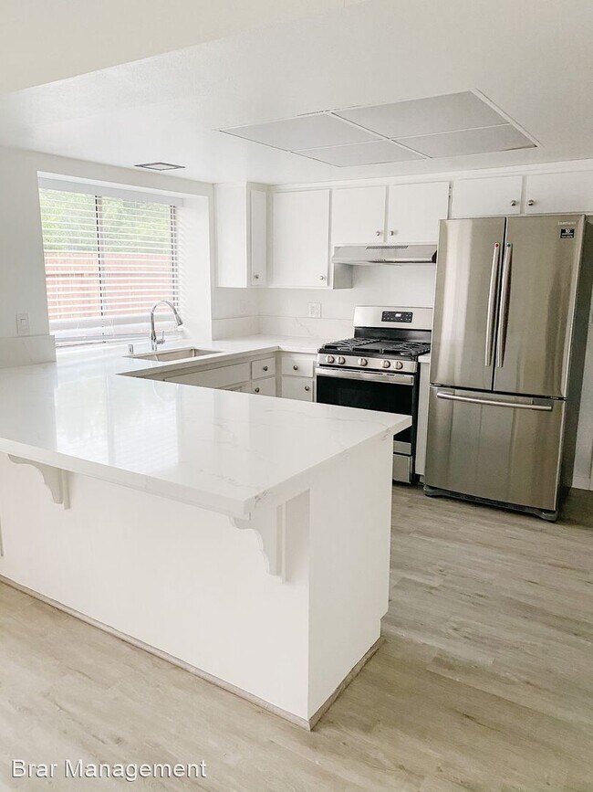 Foto del edificio - 5 br, 2 bath House - 8940 Mountain Dr