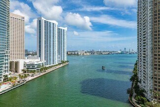Building Photo - 465 Brickell Ave