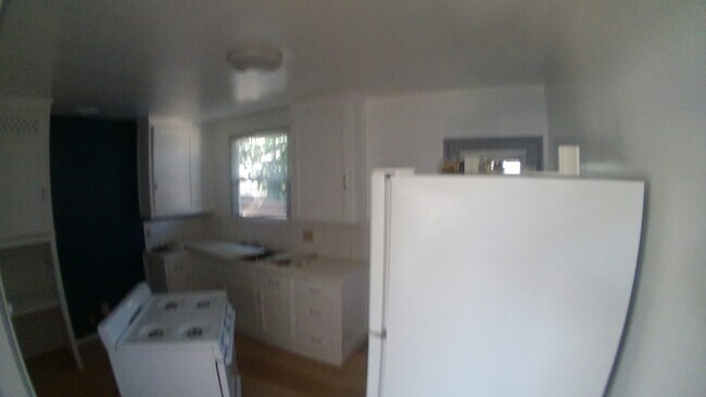 Foto del edificio - 2650 E Carson St