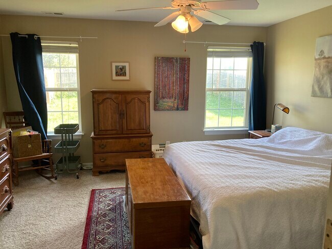 Master Bedroom - 2503 E 27th Ter