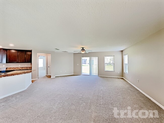 Building Photo - 10614 Massimo Dr