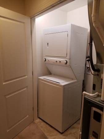 Foto del edificio - 591 Terrace Blvd