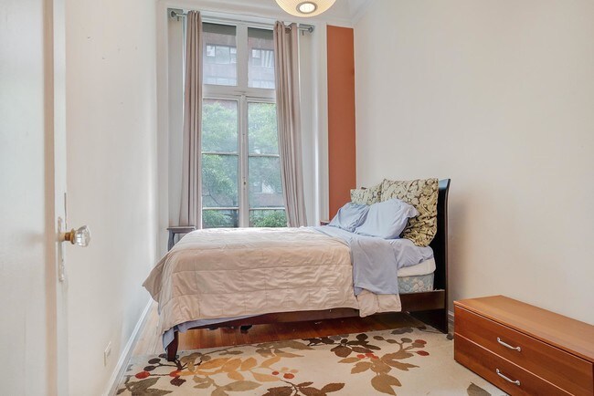 Building Photo - 29 East 37th Street