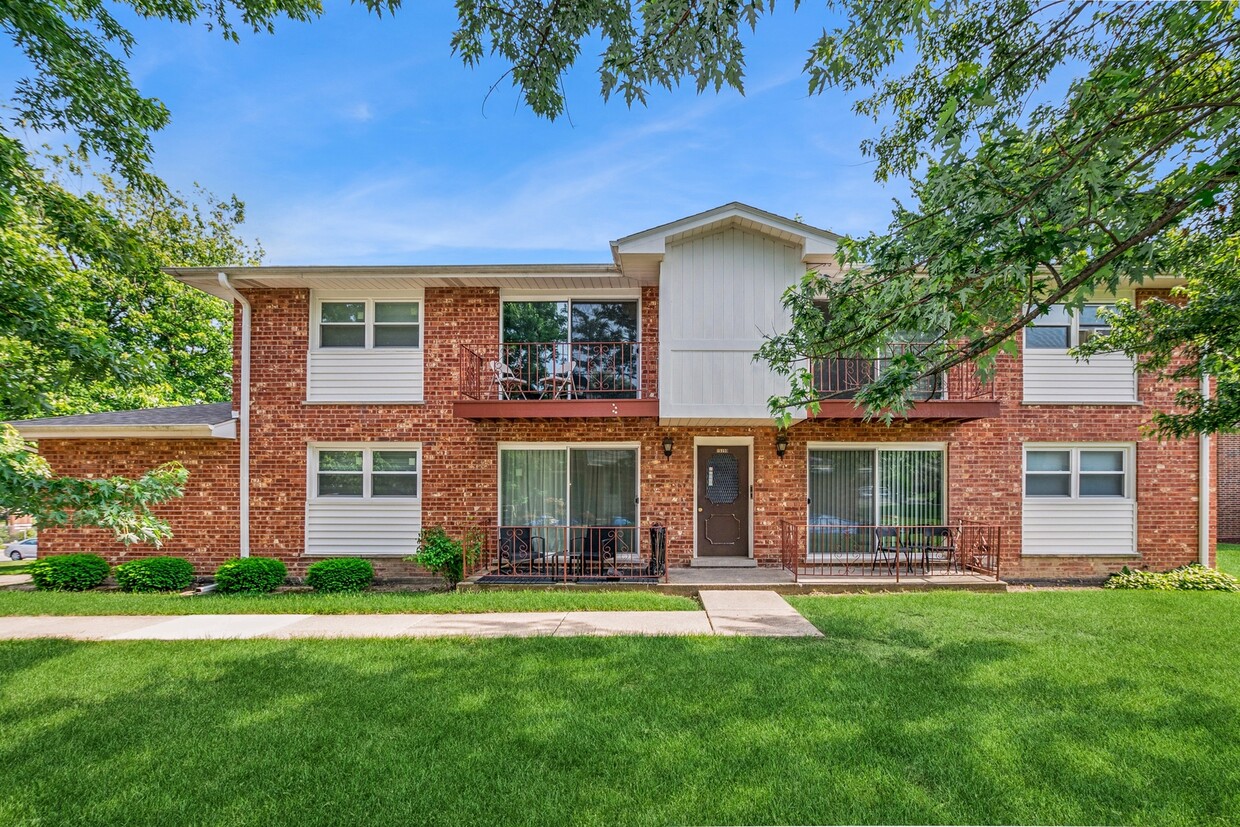 Primary Photo - 15290 El Cameno Terrace