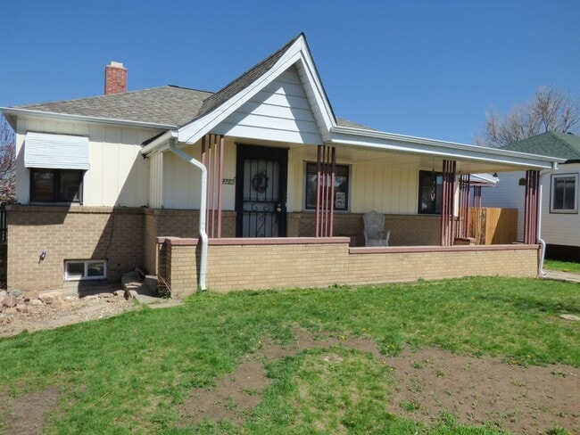 Building Photo - $0 DEPOSIT OPTION! Beautifully Upgraded 3-Bed Ranch with Basement, Remodeled Bath, and Ideal Loca...