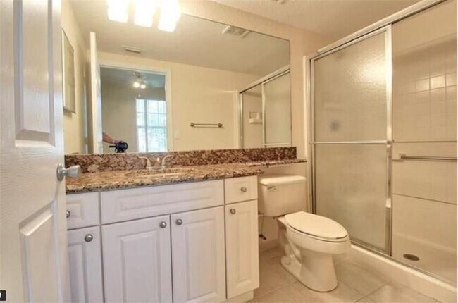 Foto del edificio - 6372 W Sample Rd