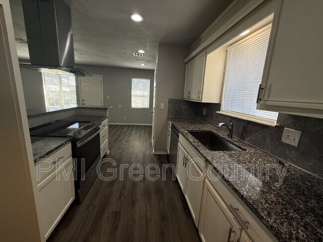 Foto del edificio - 801 W Vicksburg St