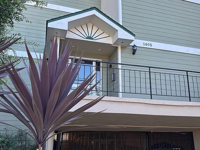 Photo - 1405 Oak Grove Ave (Burlingame, CA)